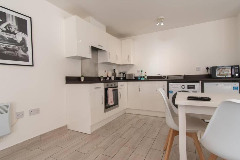 Studio ✧ High Street - Bournemouth Apartman Kültér fotó